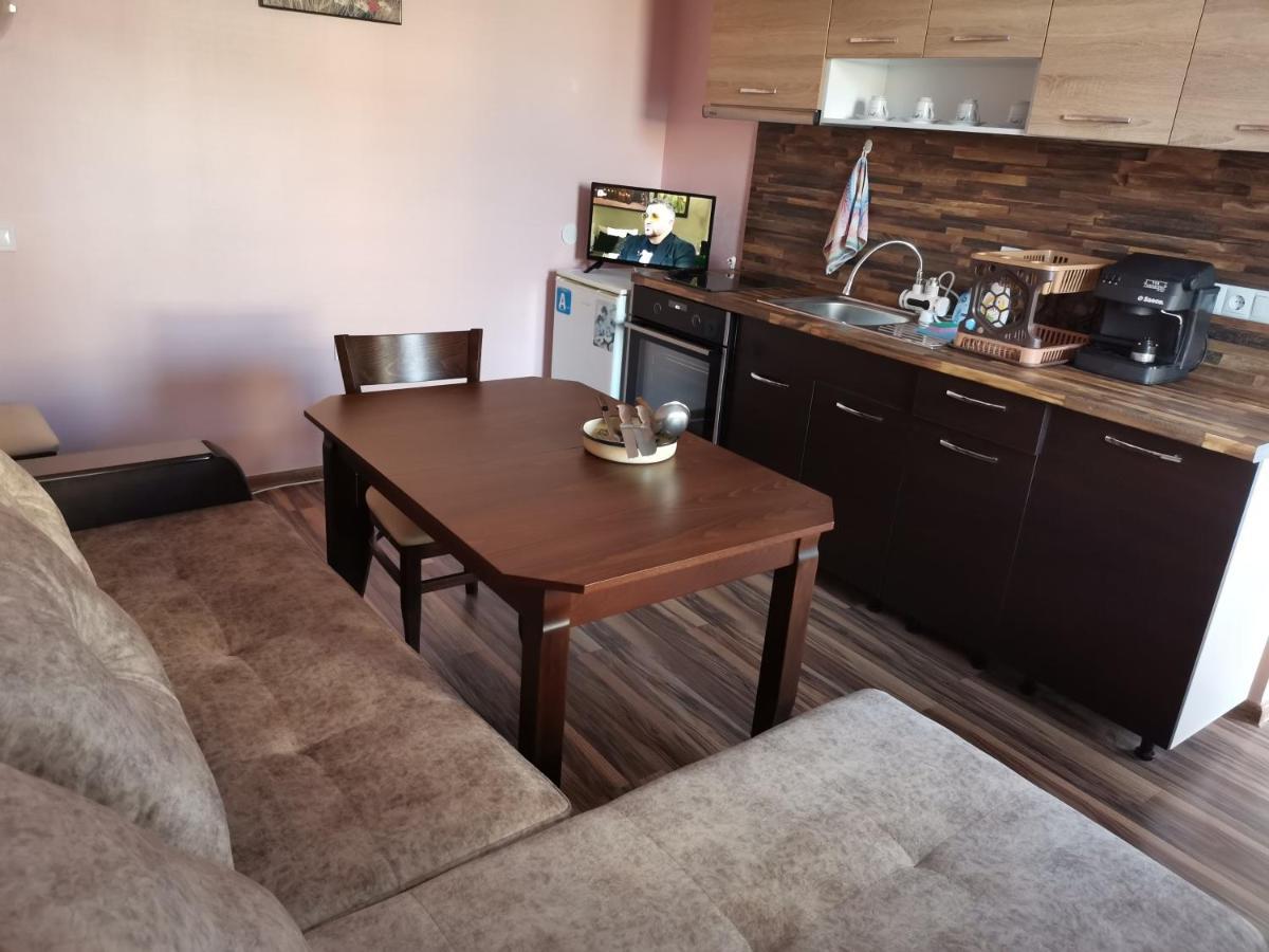 Guest Rooms Mihaylovi Pavel Banya Exterior foto